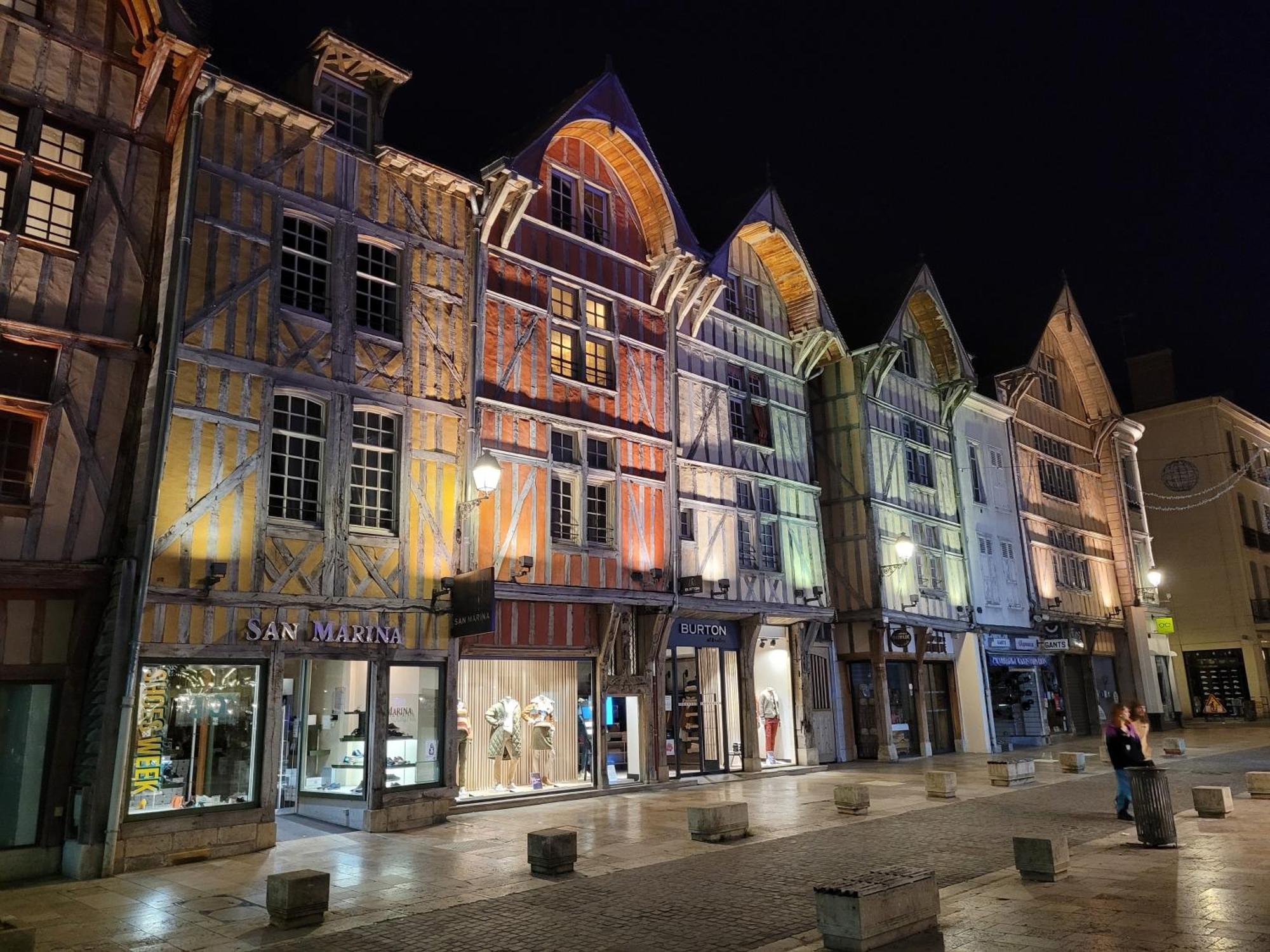 Le Petit Bouchon De Troyes Classe 3 Etoiles Exteriér fotografie